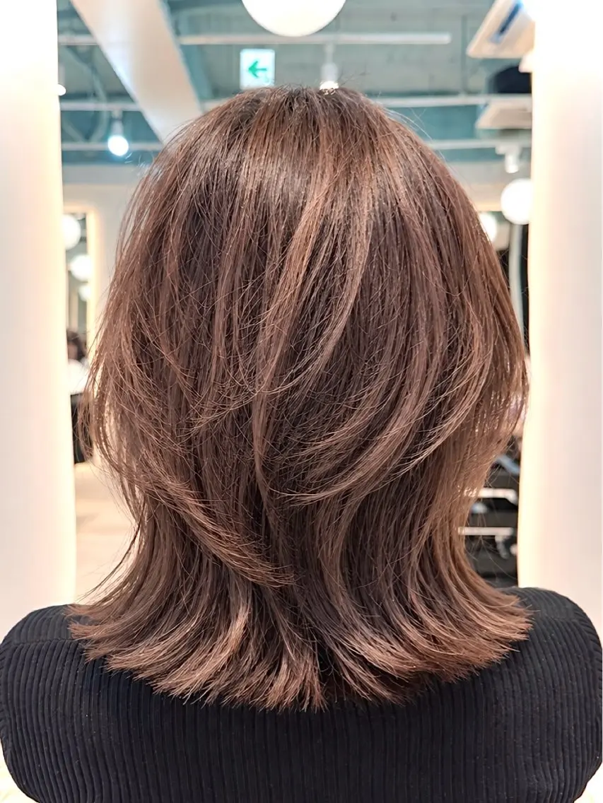 セミロング カット ヘアカラー トリートメント ハッシュカット/銀座 /バタフライレイヤーのヘアスタイル