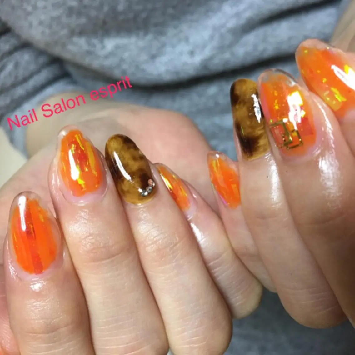 ネイル オーロラネイル べっ甲ネイル クリアネイル オレンジ Nail Salon espritのネイルデザイン
