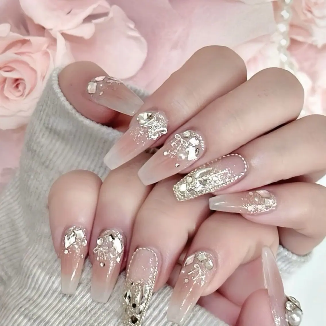 ネイル 成人式 ジェルネイル ロングネイル マグネットネイル 大理石ネイル(マーブル) ハンドネイル MoMoA Nail ネイル長さ出し専門店のネイルデザイン