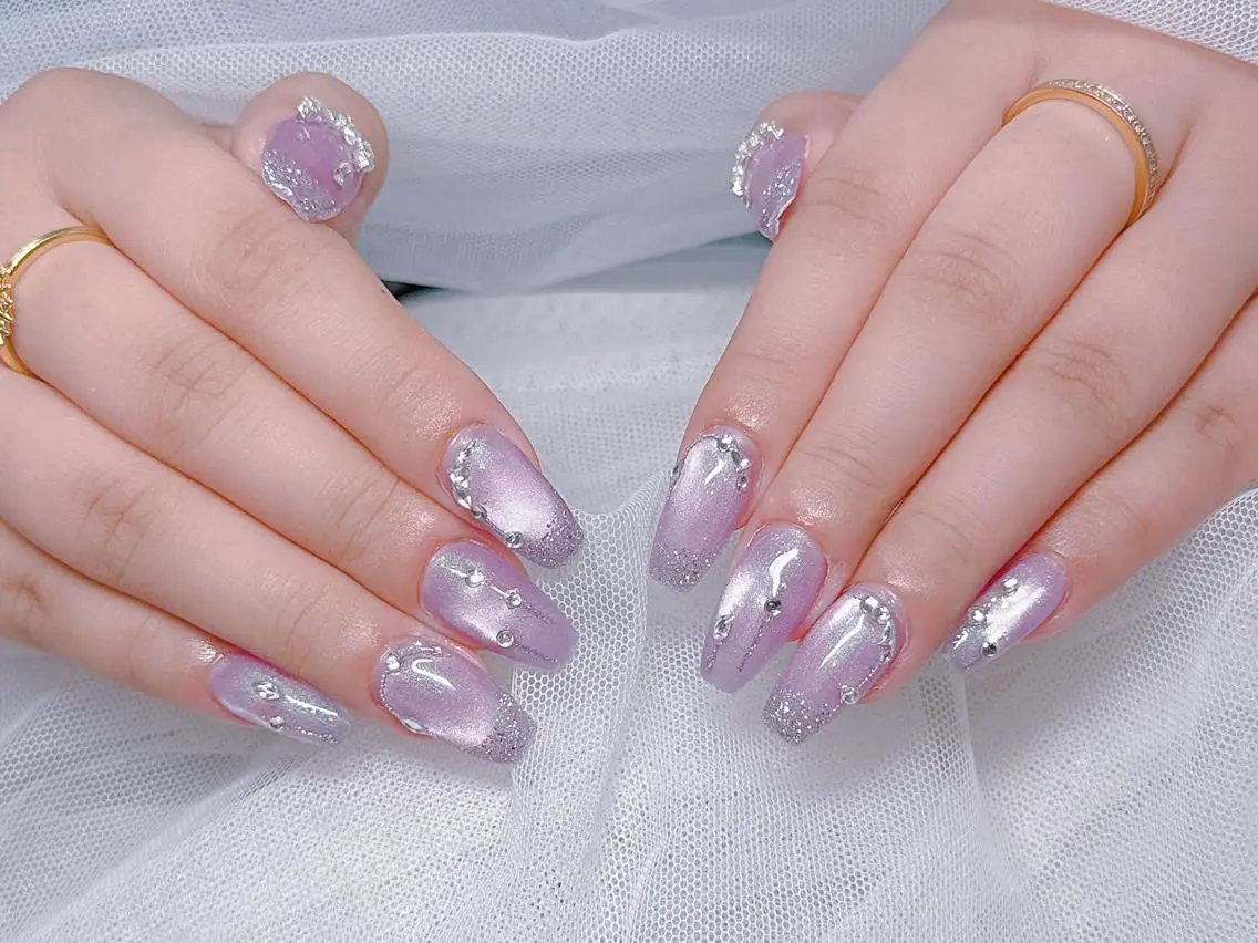 ロング カラー グラデーションカラー 韓国風ヘア ハンドネイル Bling Salonのネイルデザイン