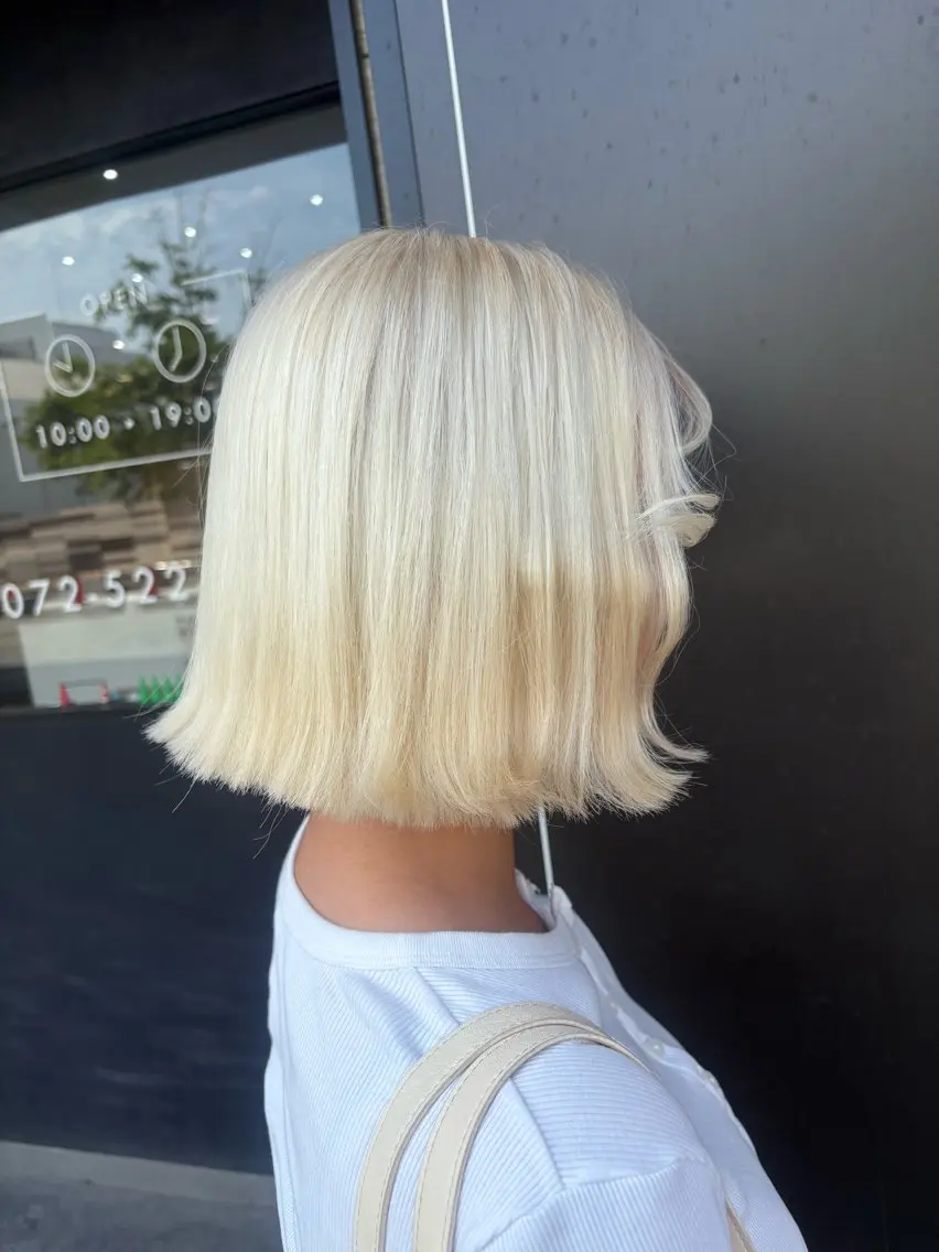 ミディアム ヘアカラー トリートメント AVANCE泉大津店 加茂瑞希のヘアスタイル