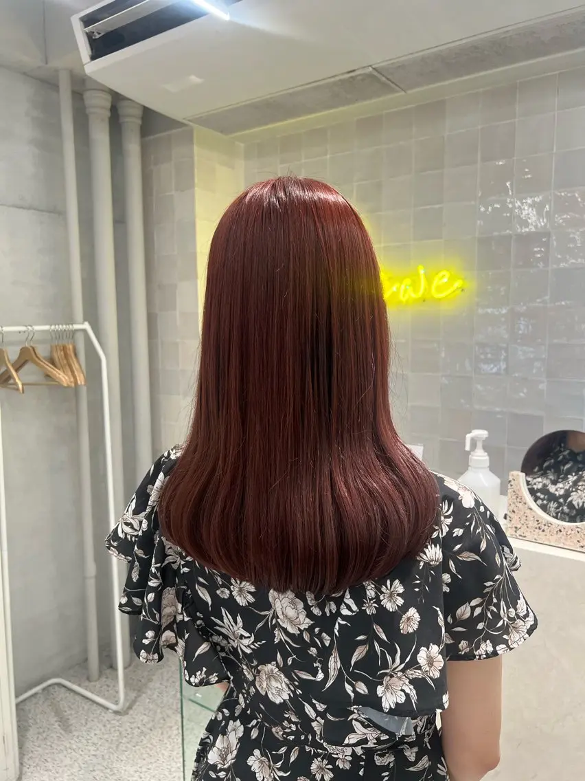 ロング カラー ブリーチ 透明感カラー ダブルカラー ブリーチなしカラー レッドカラー ヘアカラー 韓国ヘア☁️ mitsukiのヘアスタイル