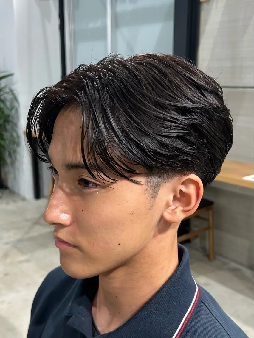 ミディアム パーマ メンズ ミディアムパーマ メンズパーマ ナチュラルカラー/ ワンカラー/あんりのヘアスタイル
