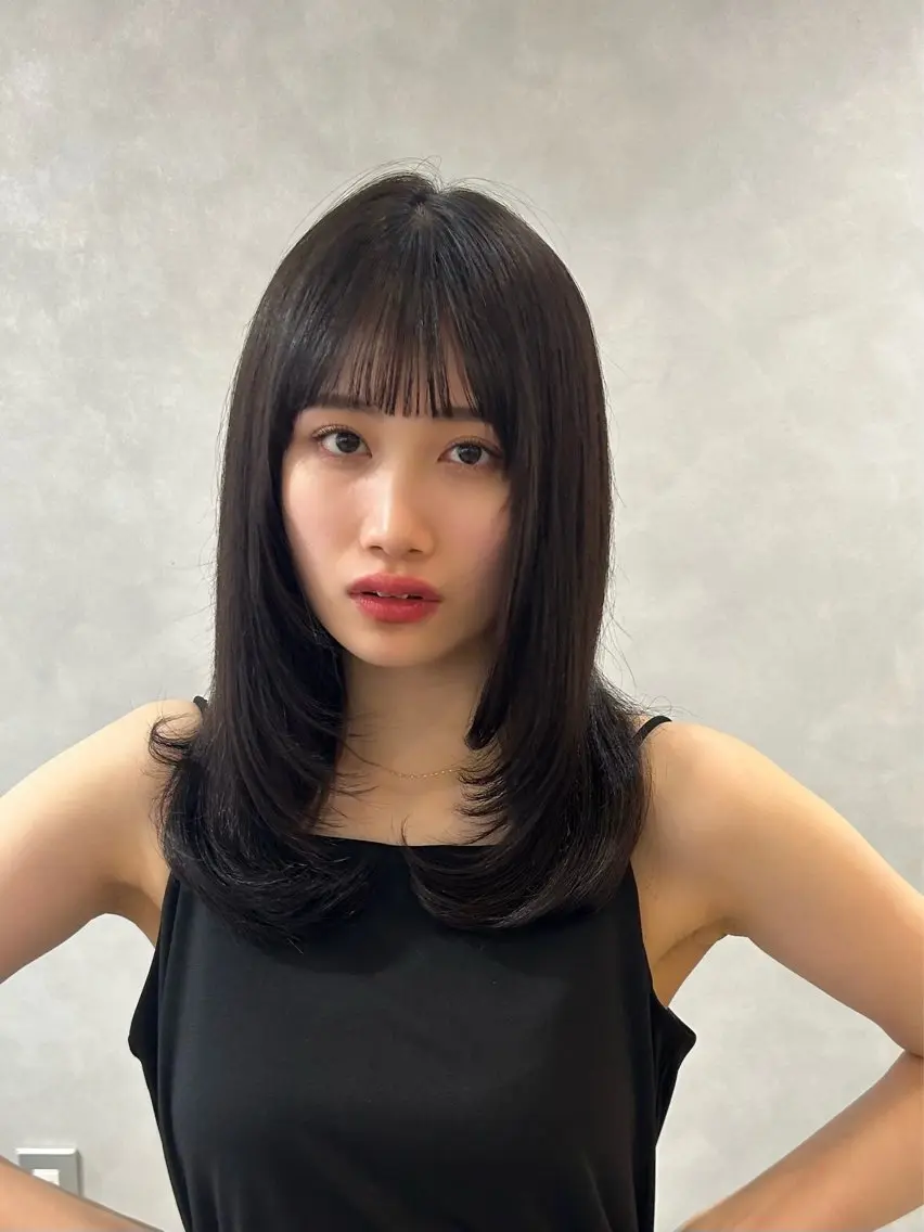 ミディアム カラー グレージュ レイヤーカット ❤️ショートカット ・顔周りカット❤️のヘアスタイル