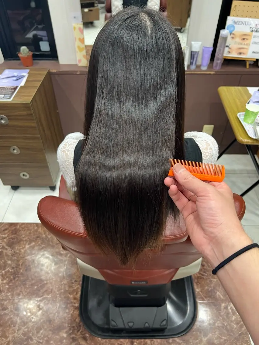 セミロング 縮毛矯正 藤田 竜成のヘアスタイル