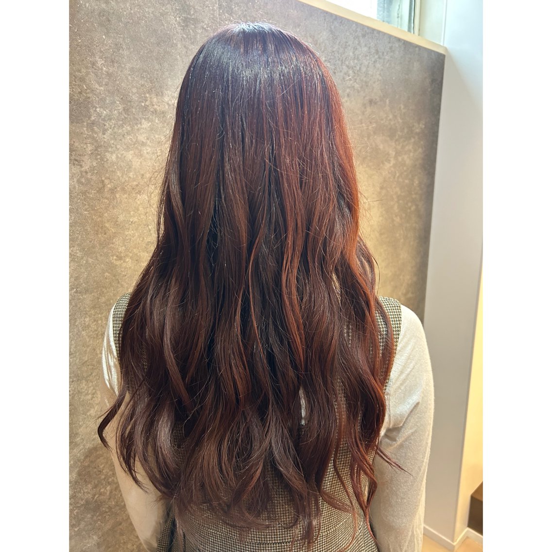 ロング カラー 三木 夏穂のヘアスタイル