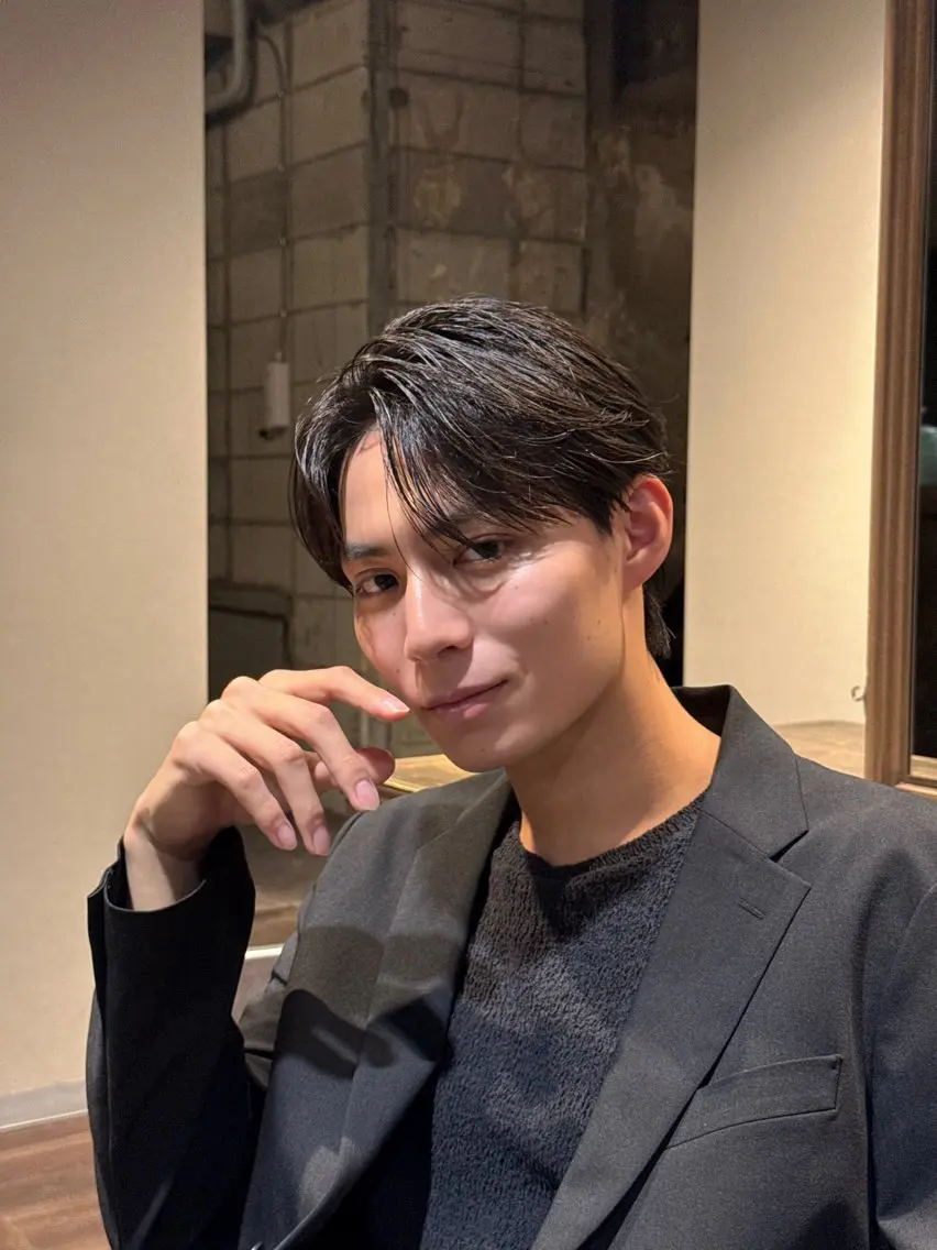 ショート パーマ メンズ センターパート ニュアンスパーマ カット パーマ メンズ/佐藤 恒輝のヘアスタイル