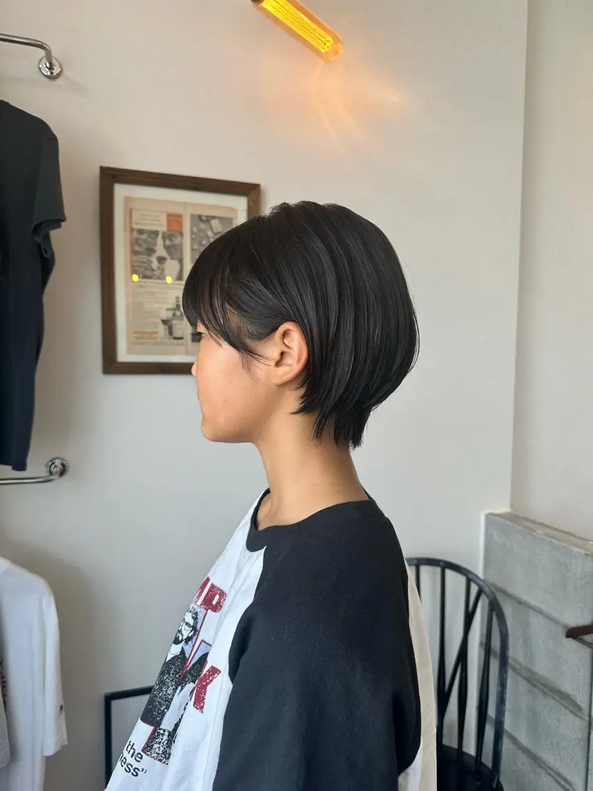 ショート ショートヘア 岩村 夏姫のヘアスタイル