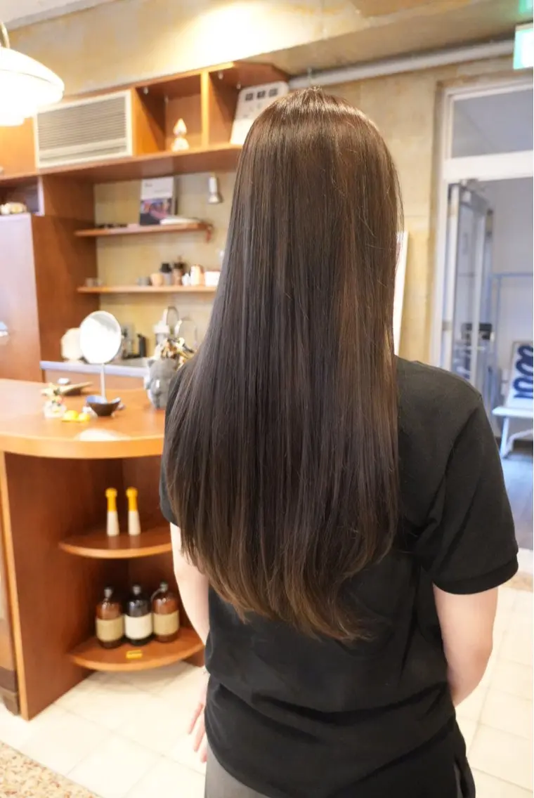 ロング カラー ヘアカラー ウチミズ サヤカのヘアスタイル