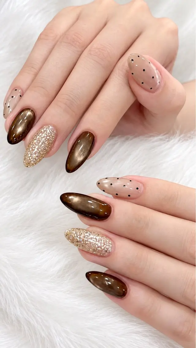 ネイル キラキラネイル 韓国ネイル マグネットネイル 持ち込み ワンホンネイル ハンドネイル ハンドケア Luna nail_Royalのネイルデザイン