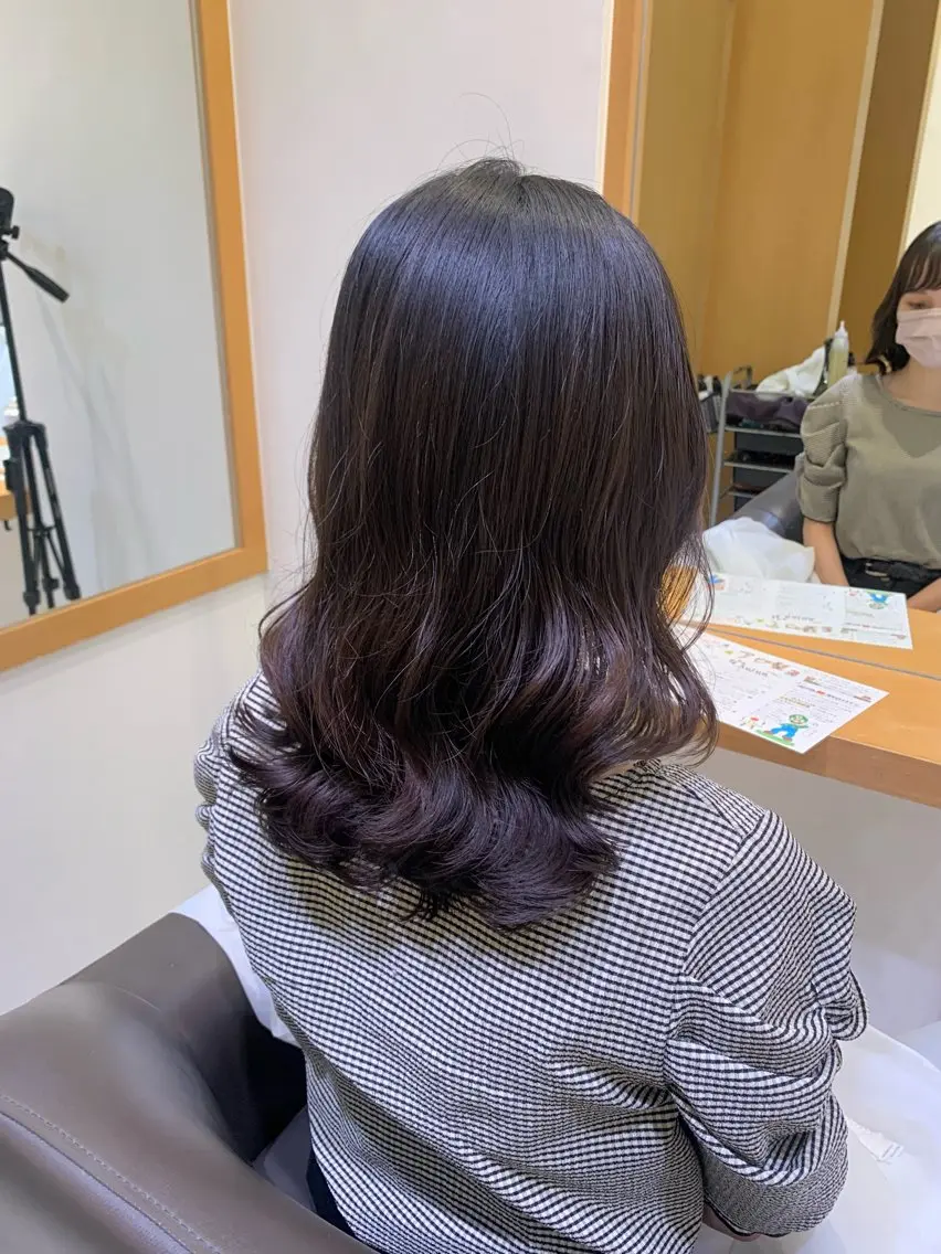 セミロング パーマ カット パーマ トリートメント 下川 由貴のヘアスタイル