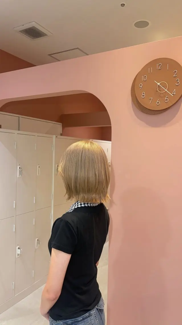 ショート カラー ヘアカラー 聖菜/ hina /レイヤー/艶カラーのヘアスタイル