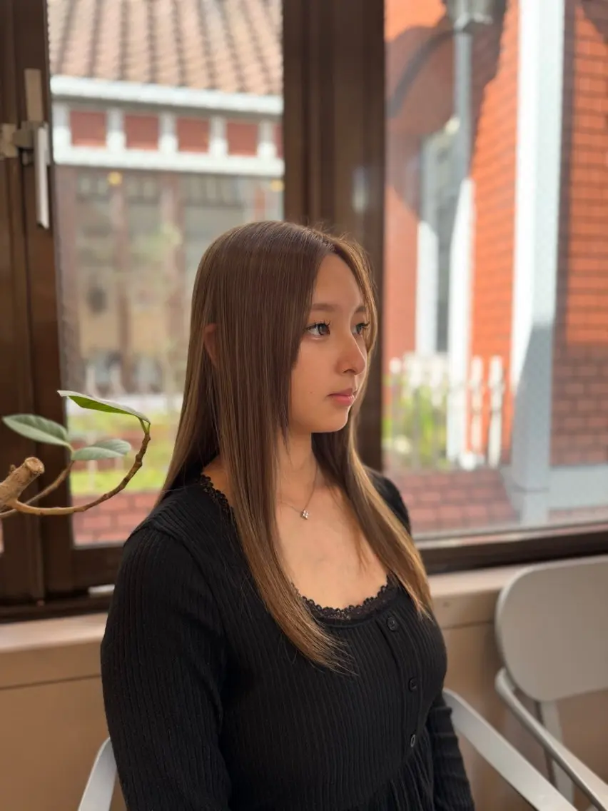 カラー ベージュカラー ブリーチ 透明感カラー ヘーゼル ヘアカラー AYATO 'のヘアスタイル