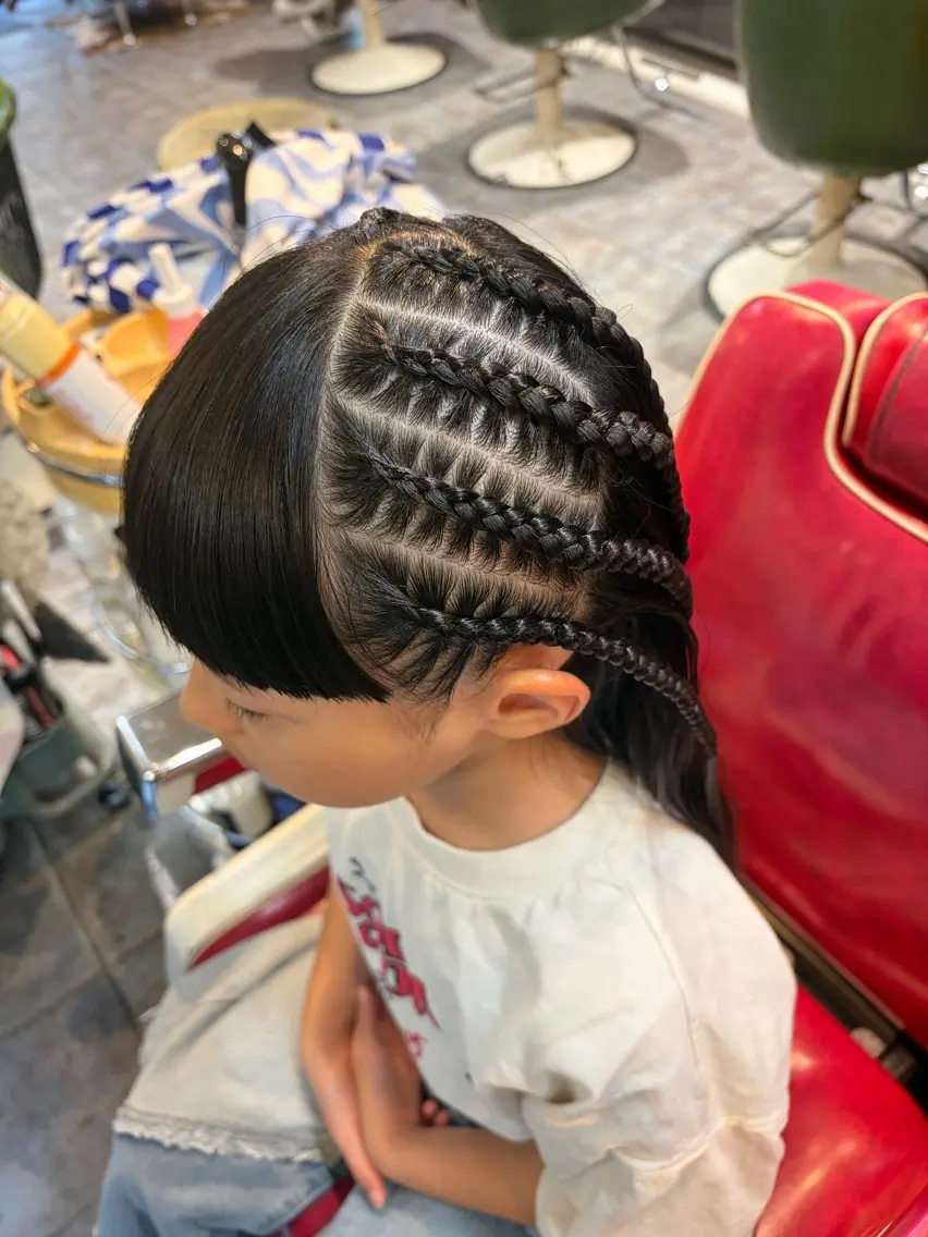 ヘアアレンジ キッズ ヘアセット 関井 美月のヘアスタイル
