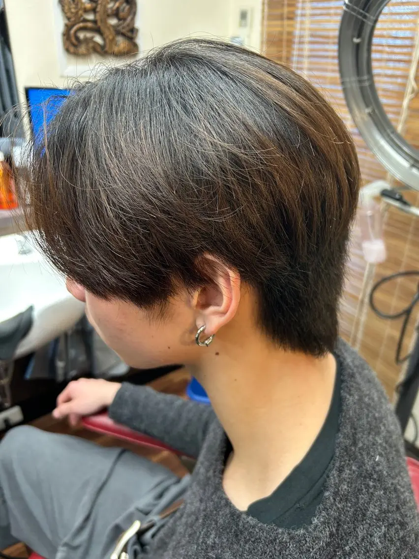 ショート メンズ カット ツヤ髪💫髪質改善 透明感カラー仁平創太のヘアスタイル