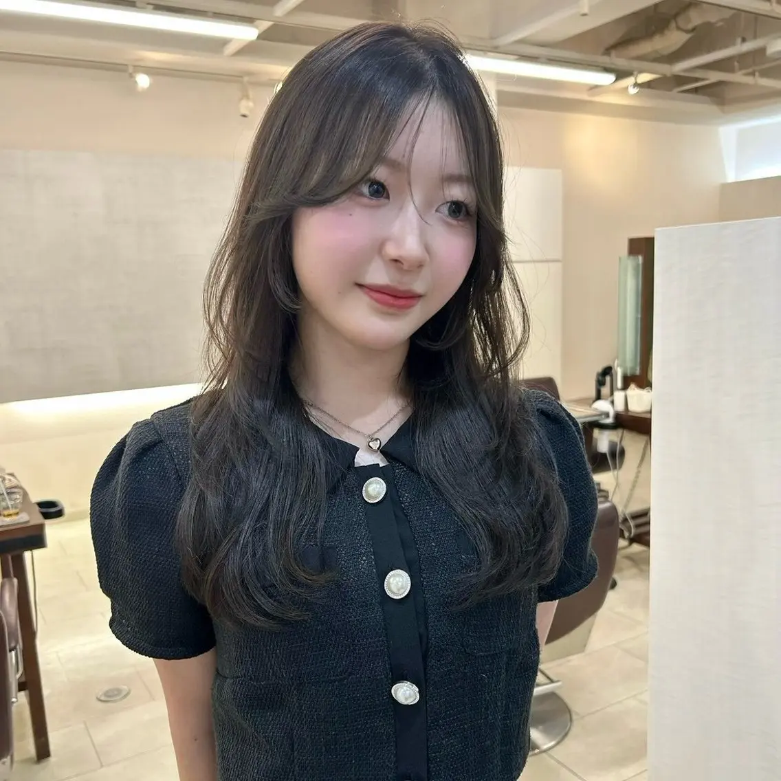 カラー ヘアカラー 塚原 怜音のヘアスタイル