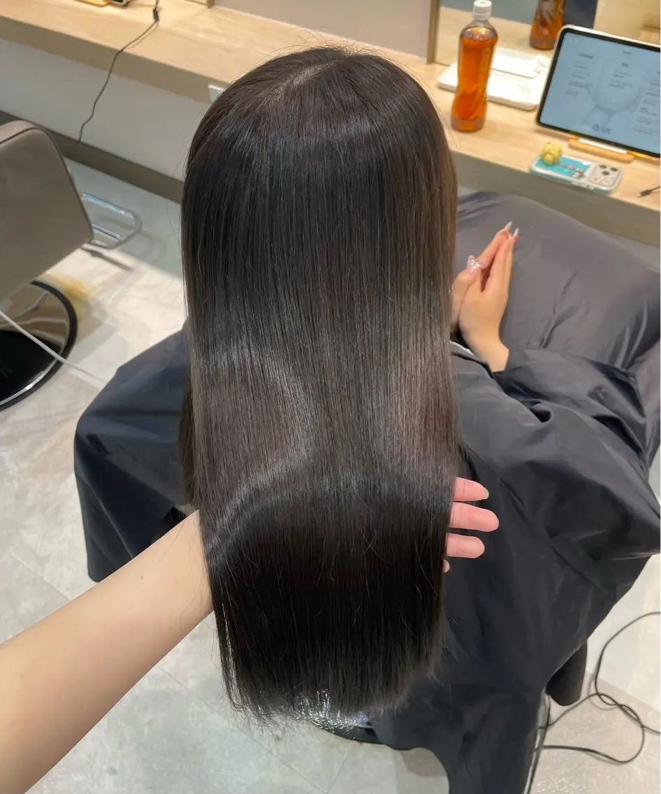 ロング 艶カラー/表参道・ 渋谷/是石美樹のヘアスタイル