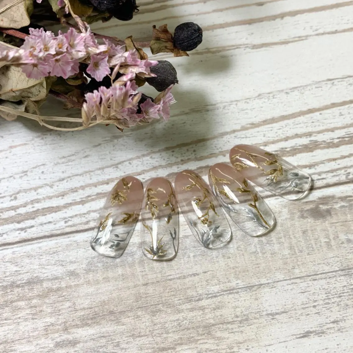 ネイル ハンドネイル FIORITURA aiのネイルデザイン