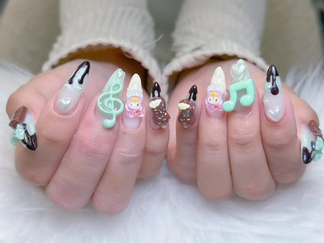 ネイル フレンチネイル ジェルネイル ガーリー 韓国ネイル ロングネイル ハンドネイル NieNail Nezukoのネイルデザイン