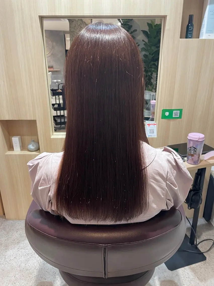 セミロング カラー 髪質改善 縮毛矯正 徳光 辰弥のヘアスタイル