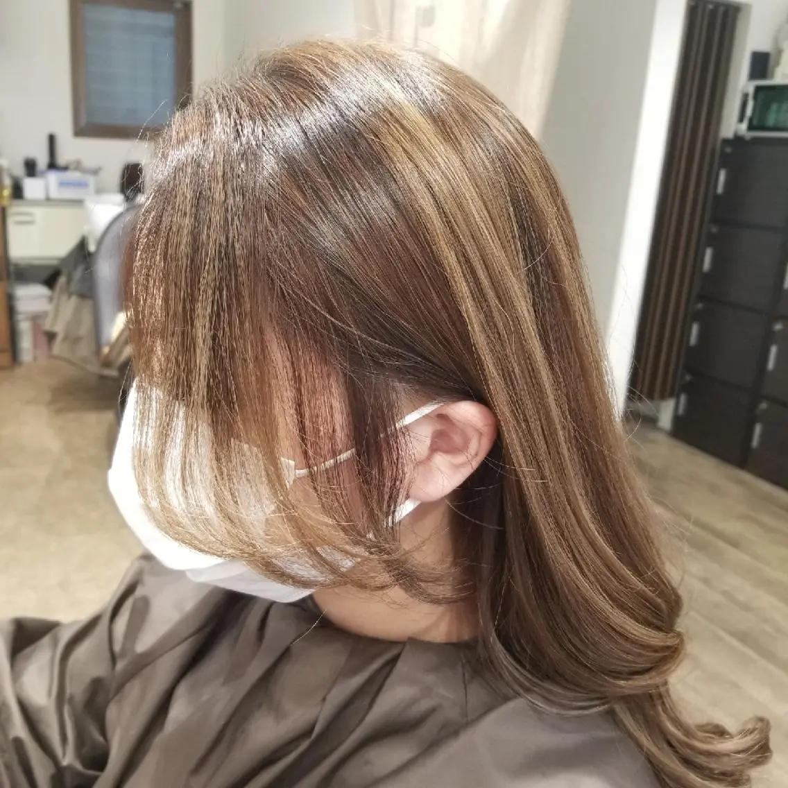 セミロング カラー ヘアカラー 店長 とみー / ツヤ感&似合わせのヘアスタイル