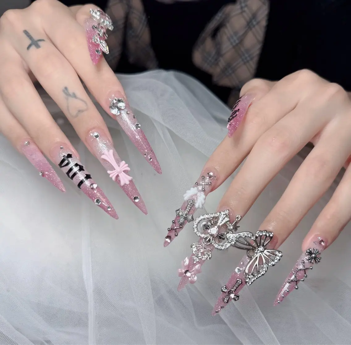 ネイル チークネイル 長さ出し フラッシュネイル フレンチネイル グラデーション ハンドネイル Lenie Nail Salonのネイルデザイン