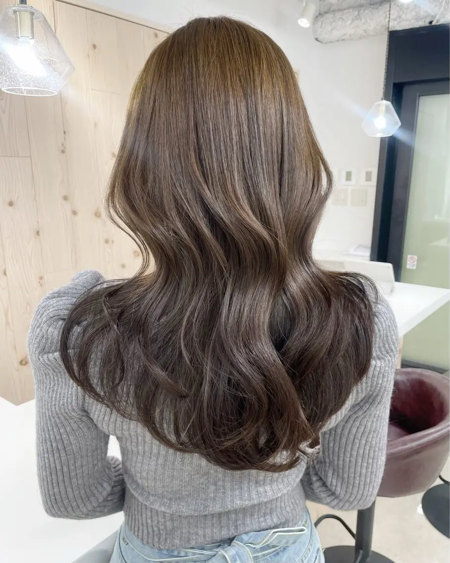 ロング カラー ヘアカラー トリートメント 新宿/韓国ヘア/ 髪質改善ストレートのヘアスタイル
