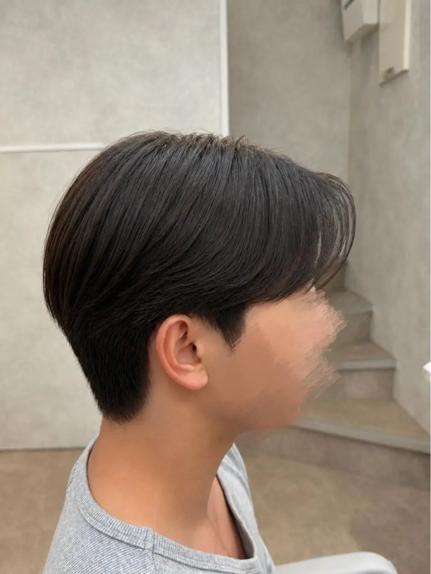 メンズ カット ニュアンスパーマ🌀 毛流れ🩶イザベラのヘアスタイル