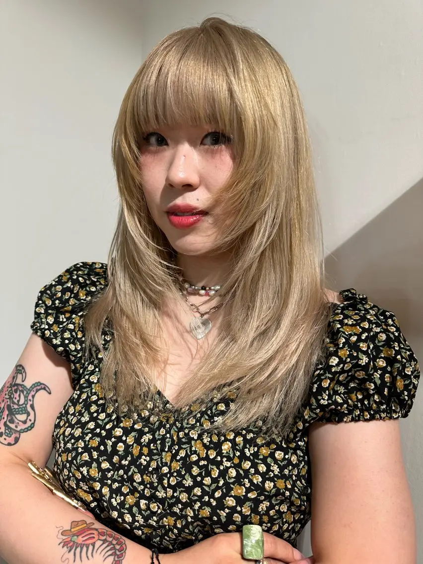 セミロング カラー カット ヘアカラー 🎀オイダイラ モモカ🎀のヘアスタイル