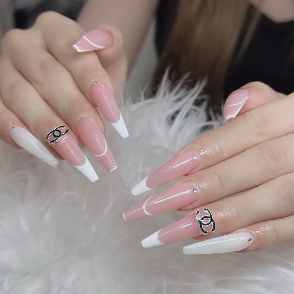 ネイル フットネイル フレンチネイル グラデーション 韓国ネイル ロングネイル ハンドネイル Hani Nail Salonのネイルデザイン