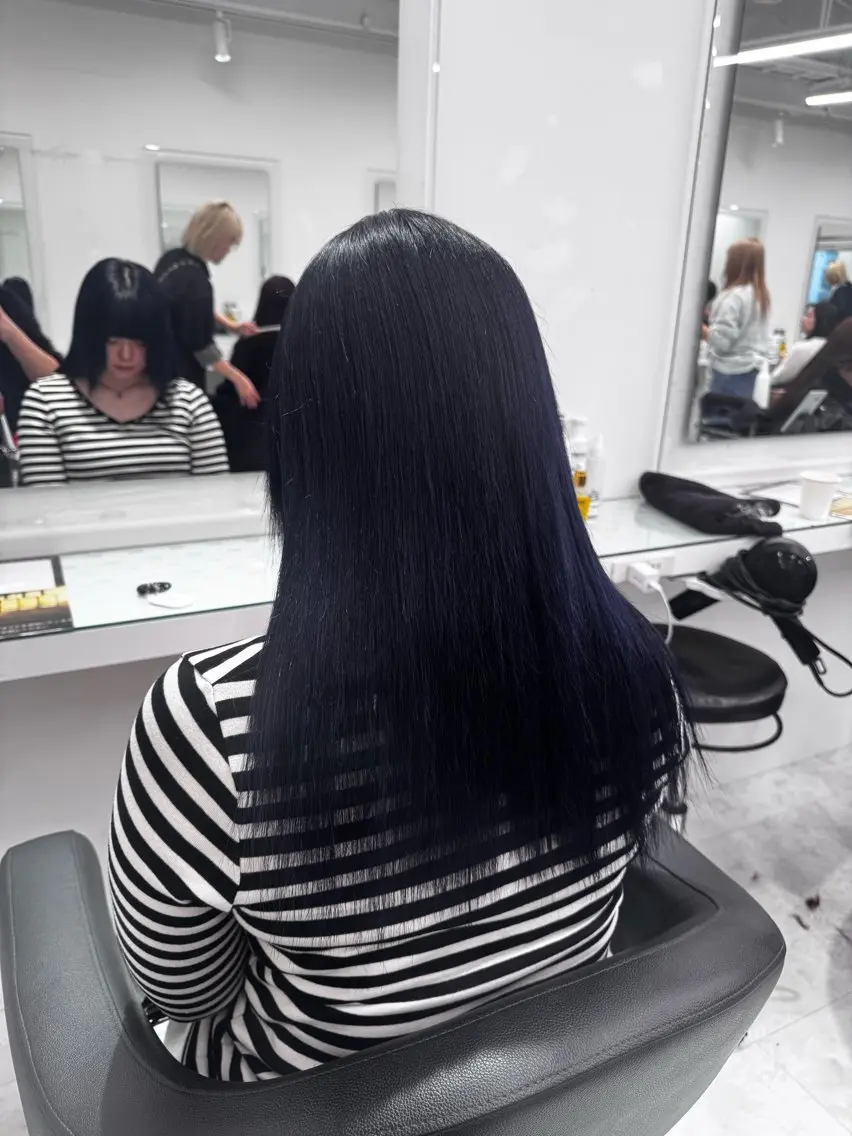 ロング カラー ヘアアレンジ 透け上品ハイトーン 職人ゆうと🤍のヘアスタイル