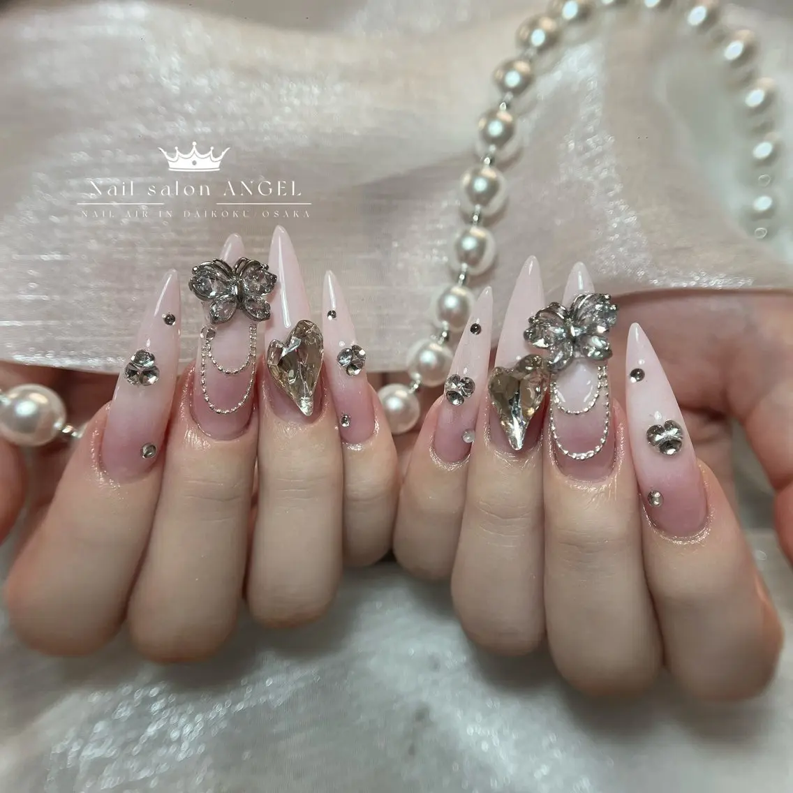 ネイル ハンドネイル ANGEL Riaのネイルデザイン
