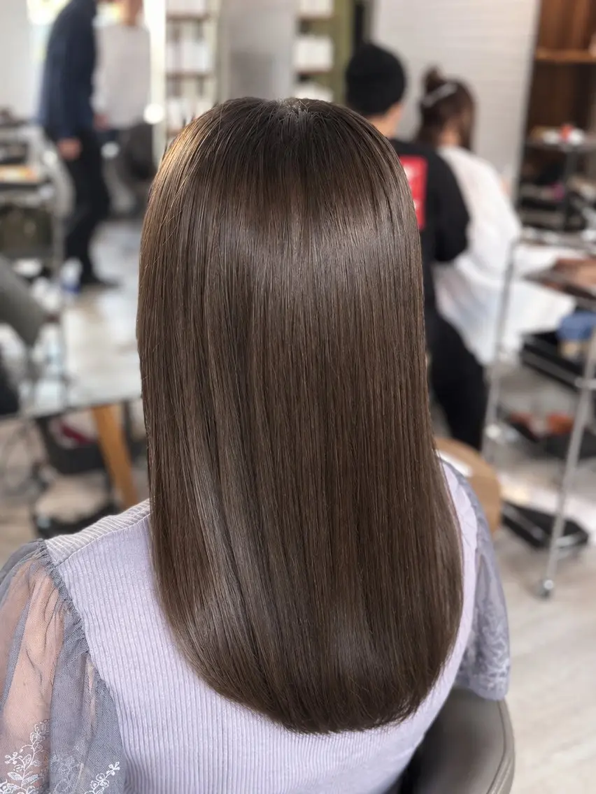 セミロング カラー ❤️Mimi/non ワンカラー❤️のヘアスタイル