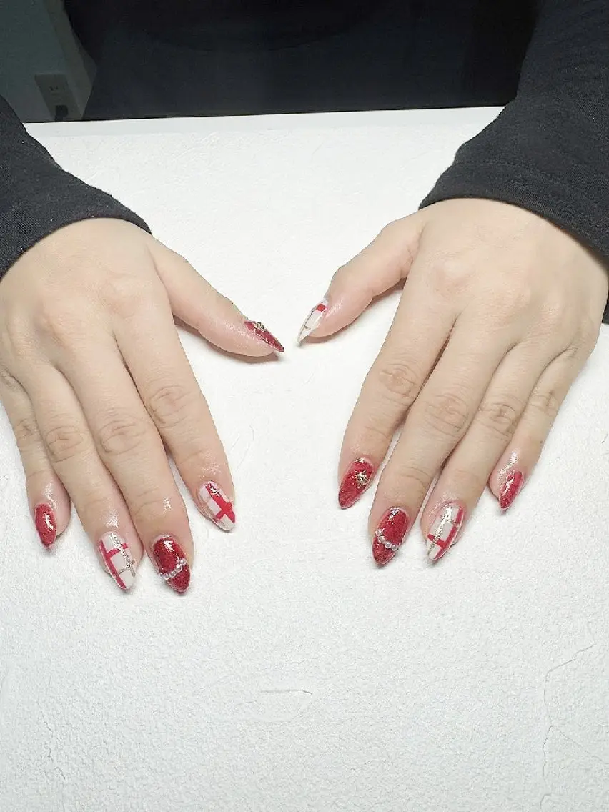ネイル JULIE NAILのネイルデザイン