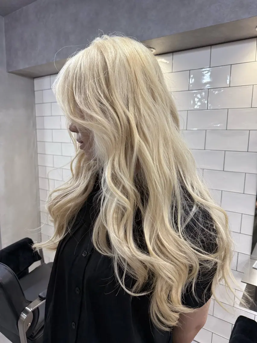 ロング カラー カット ヘアカラー トリートメント 海外レイヤー/ ブロンドKazuhaのヘアスタイル
