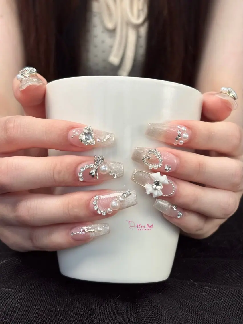 ネイル 桜ネイル 長さ出し フラワーネイル フレンチネイル ジェルネイル ハンドネイル ACon NailSalonのネイルデザイン
