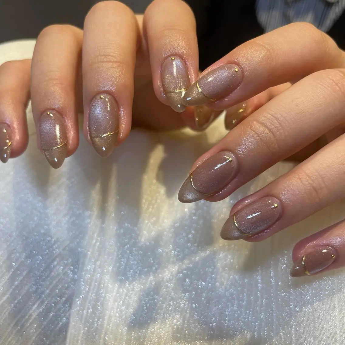 ネイル ブラウン フレンチネイル マグネットネイル ハンドネイル MIU NAIL YUMIのネイルデザイン