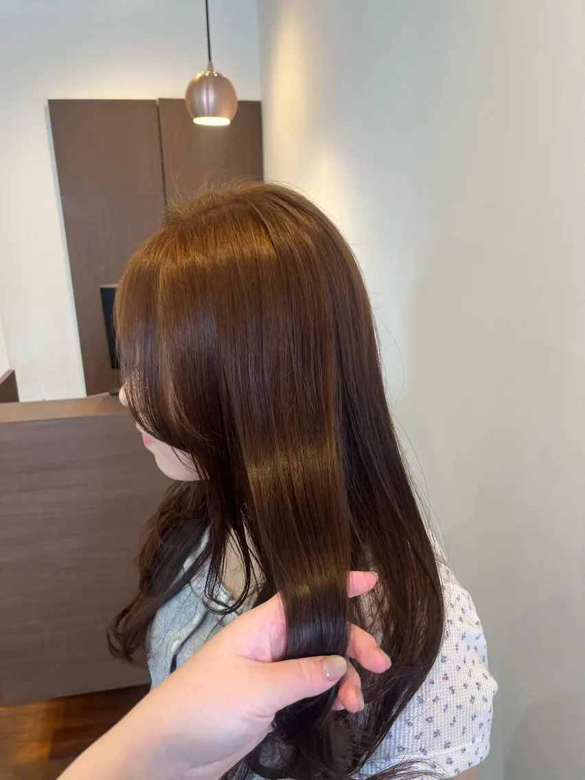 ロング 金岡 碧のヘアスタイル