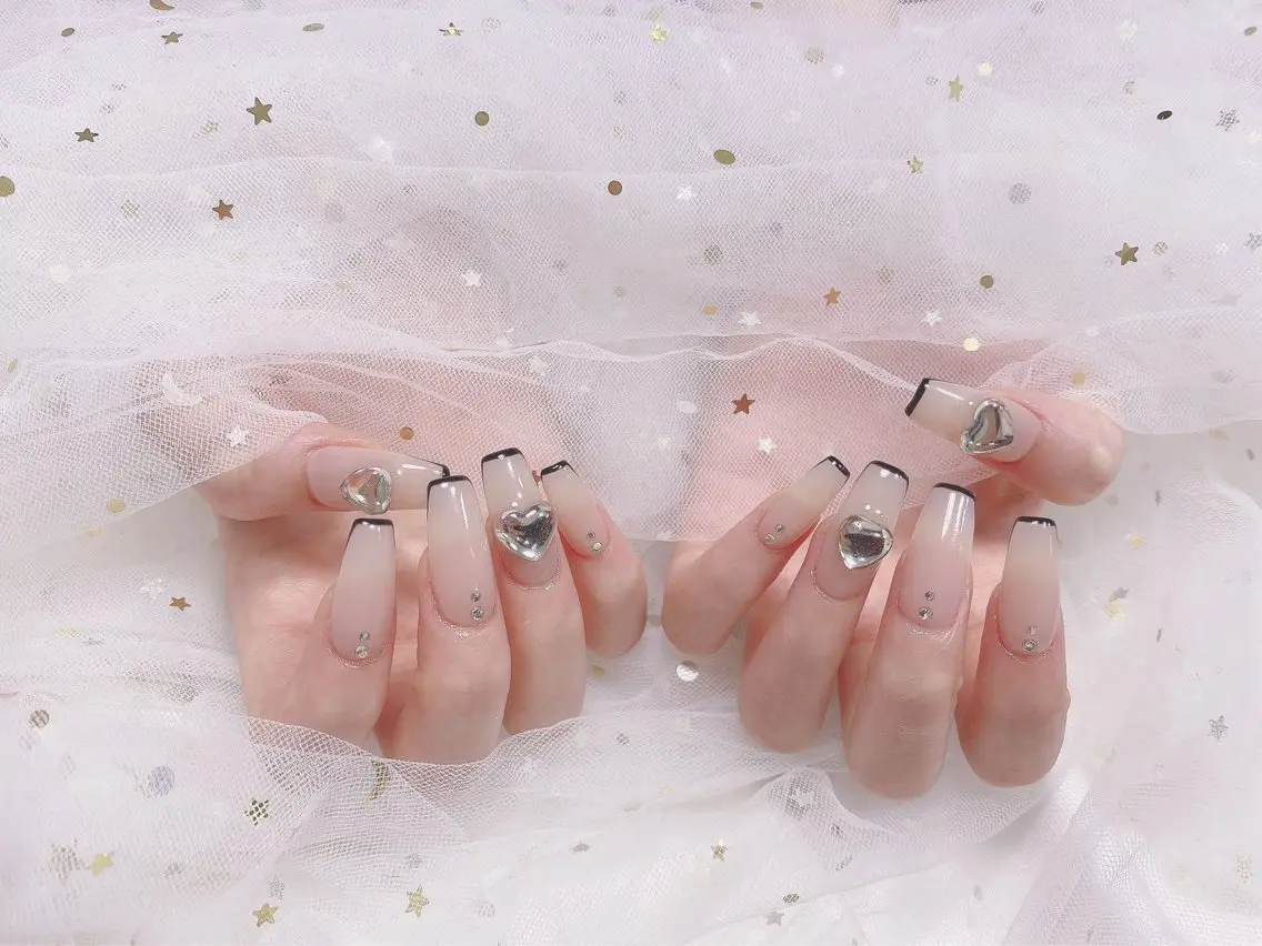 ネイル ジョリ kasumi🌹💅のネイルデザイン
