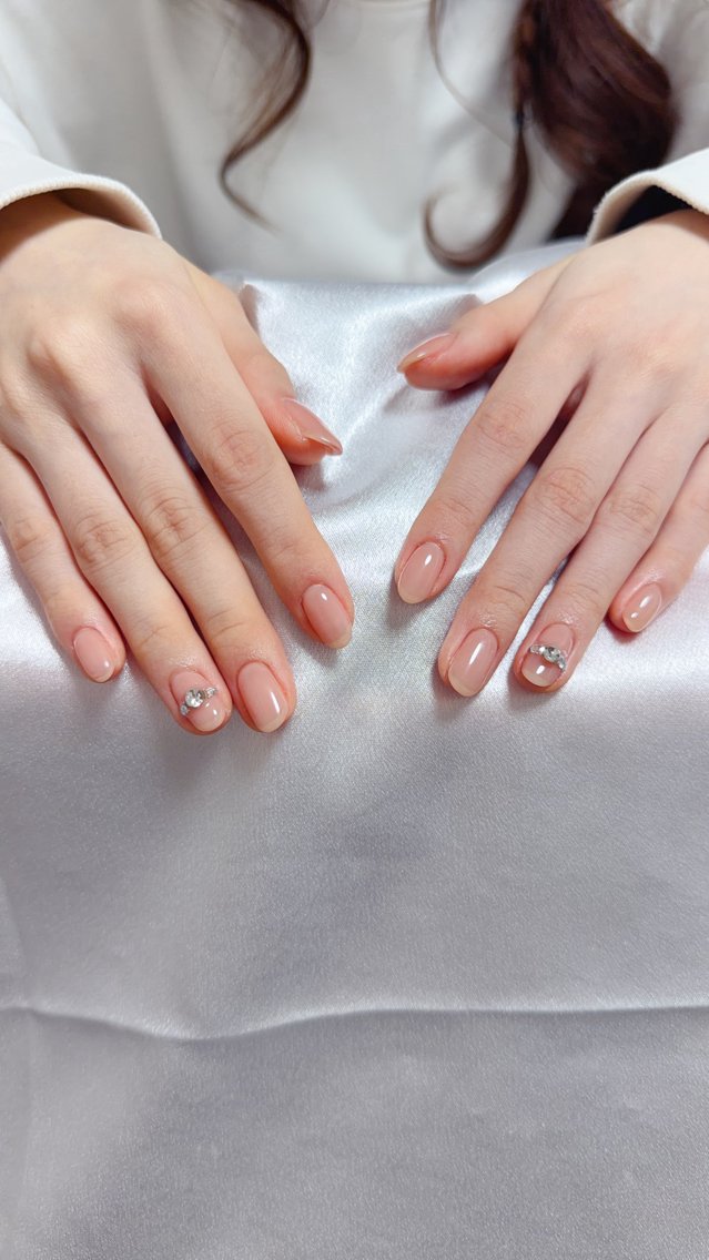 ネイル オーロラネイル チークネイル 長さ出し フットネイル フレンチネイル ハンドネイル Miss Nailのネイルデザイン