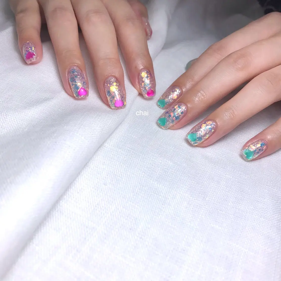 ネイル ジェルネイル ハート ホログラムネイル キラキラネイル 韓国ネイル ハンドネイル chai nail _ai📍鶴橋/桃谷のネイルデザイン
