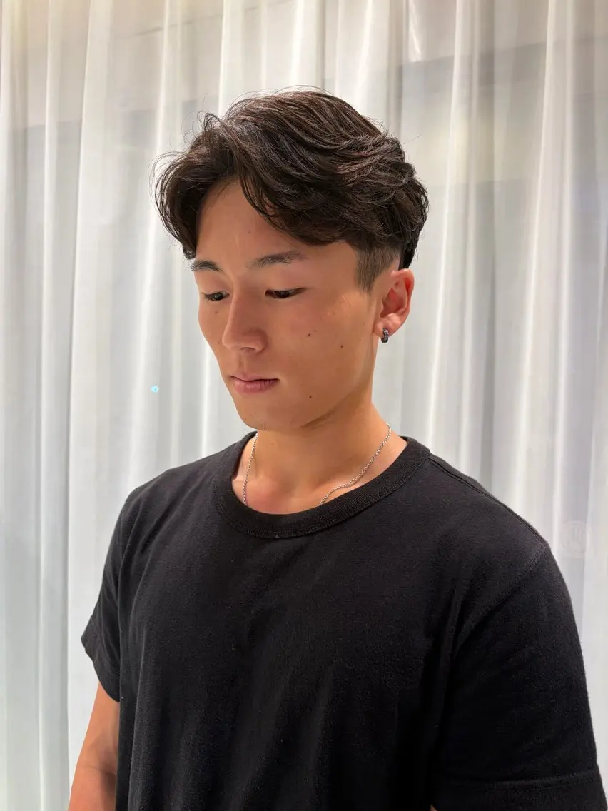 ショート パーマ オオカメ ユヅキのヘアスタイル