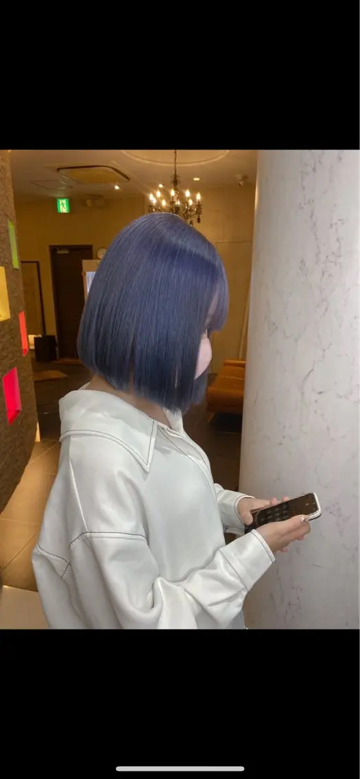 ミディアム カラー ブルーカラー ブルーパープル パープルカラー 🌱ブリーチ・透明感 カラー/mapi🦭のヘアスタイル