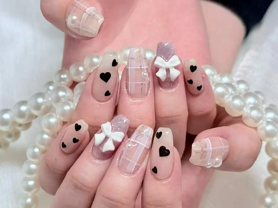 ネイル かすみ ✨のネイルデザイン