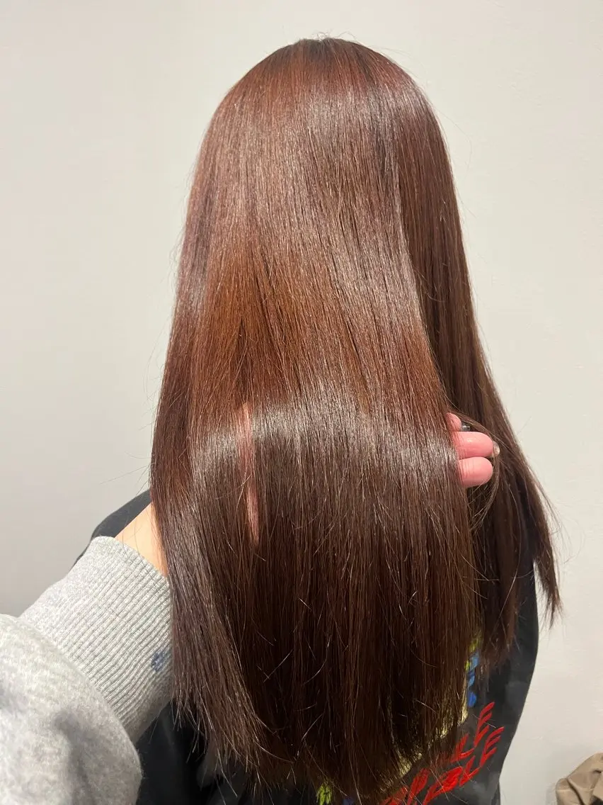 ロング カット ヘアカラー 小堀 いぶきのヘアスタイル