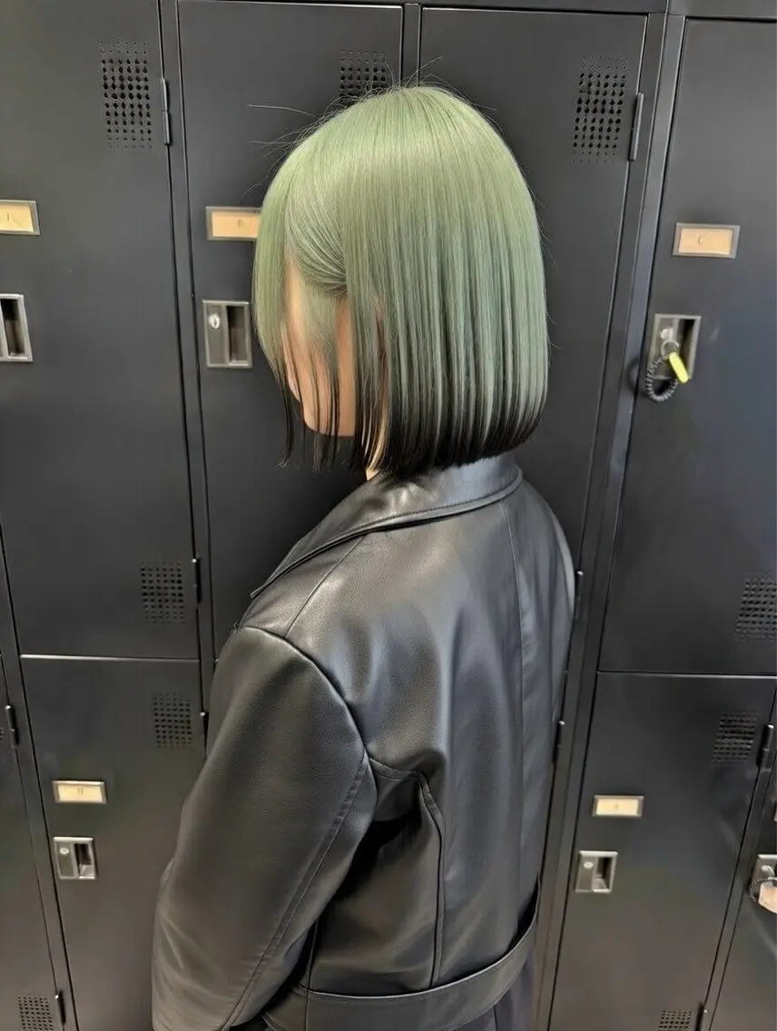 ミディアム カラー ヘアアレンジ デザインカラー ハイトーンカラー ミント ボブ カット ヘアカラー ハイトーン特化🤍 浦住のヘアスタイル