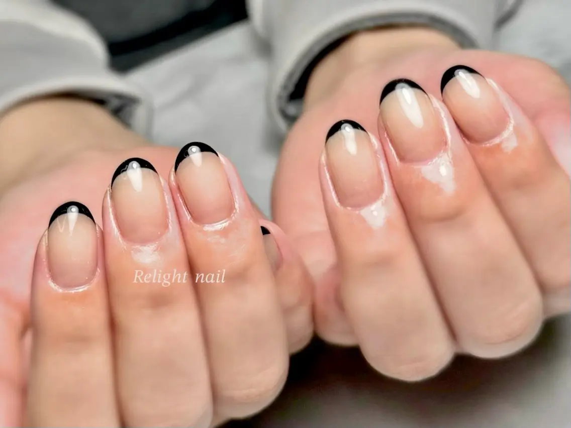 ネイル フレンチネイル ハンドネイル Relight RIEのネイルデザイン