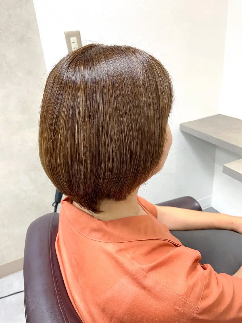 ショート カラー ハイライトカラー ハイライト ヘアカラー トリートメント 🎀安藤 綾伽のヘアスタイル