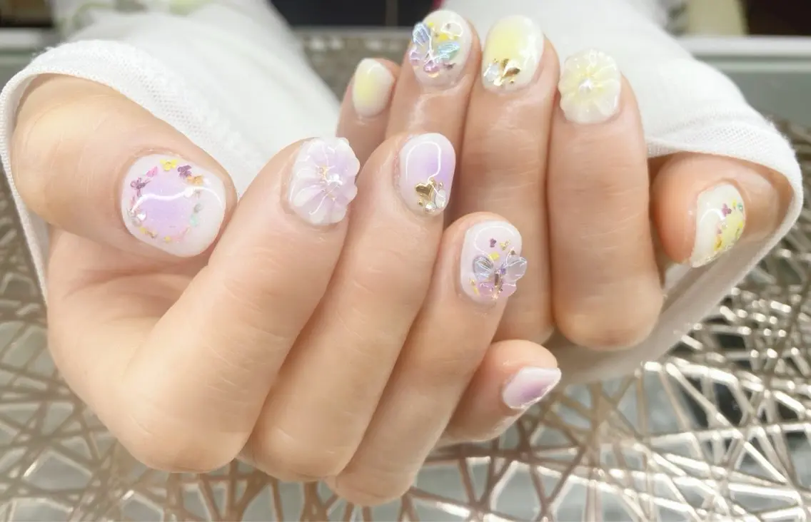 ネイル チークネイル 春ネイル ハンドネイル ネイルサロン nail_upのネイルデザイン