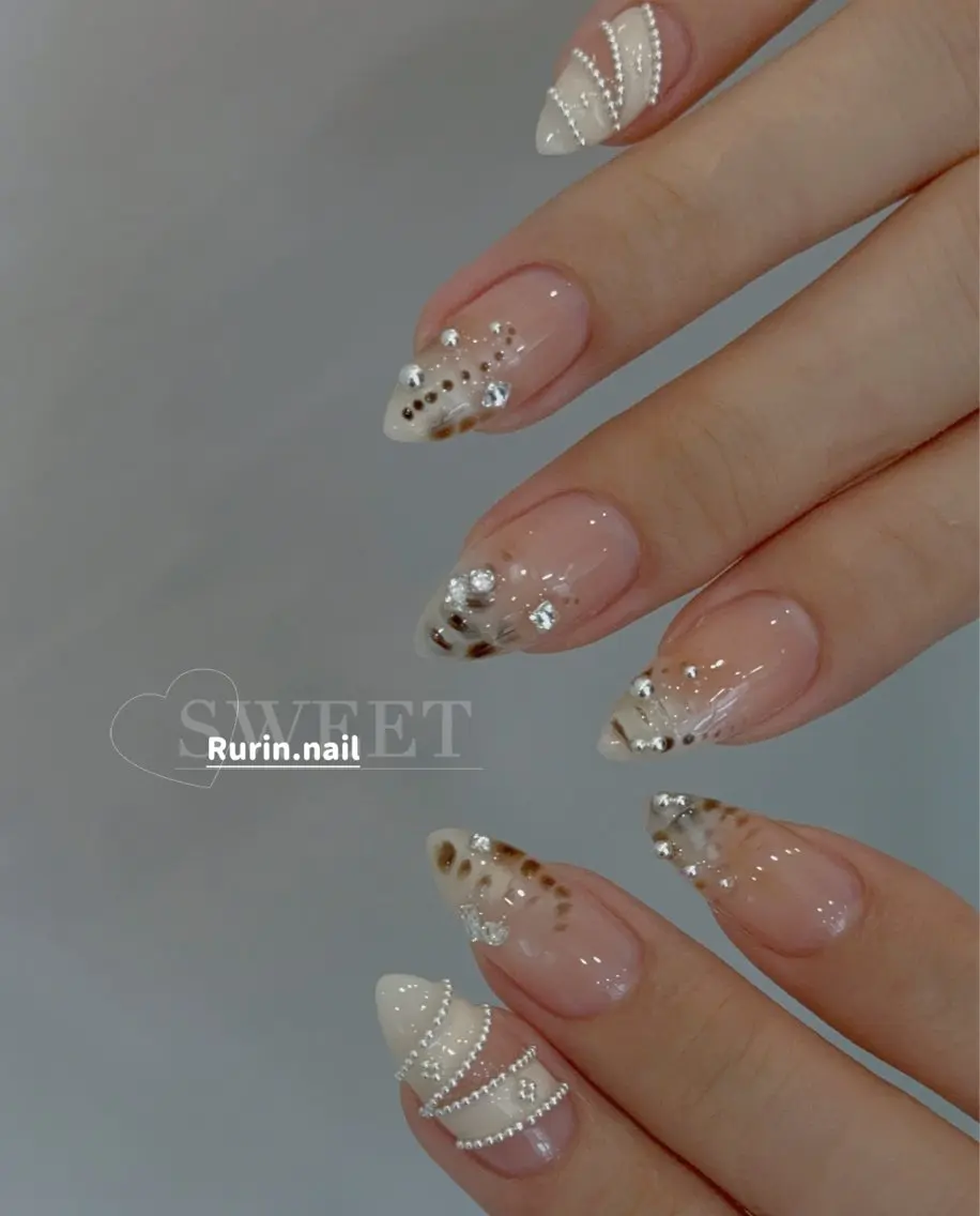 ネイル ハンドネイル ルリン サロン💅のネイルデザイン